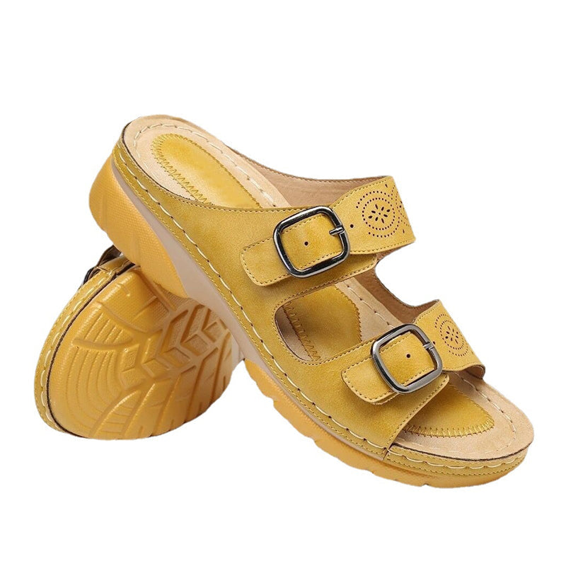 Elegantes sandalias casuales con suela plana